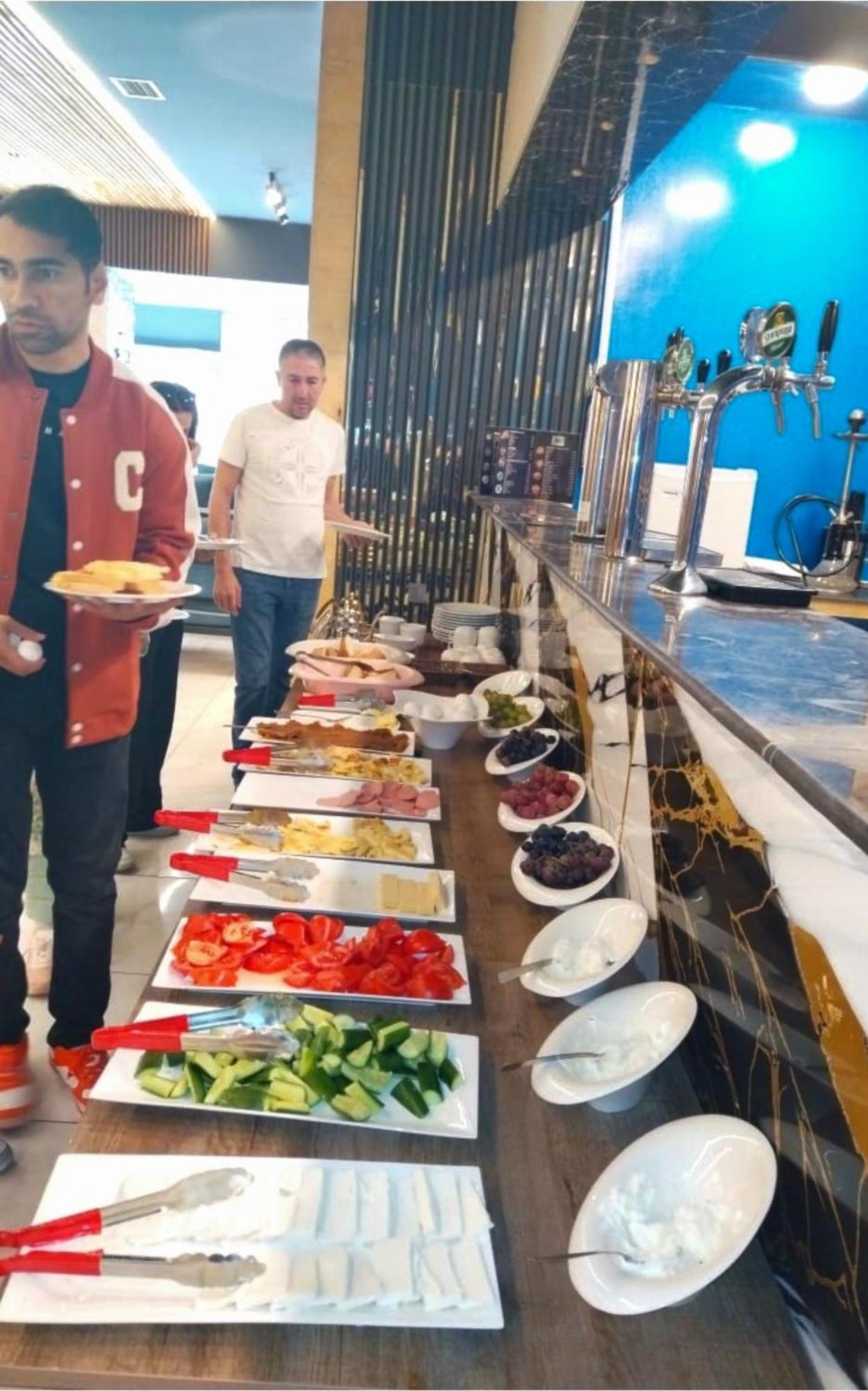באקו Ariva Center Hotel Xetai מראה חיצוני תמונה